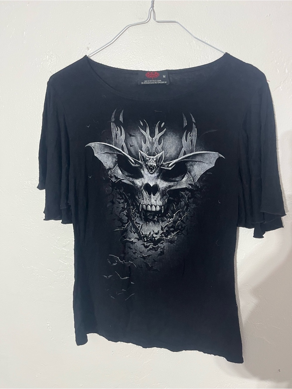 Spiral - Bat Skull - Boat Neck Bat Sleeve Top in Black Hot Topic Witchy Goth M